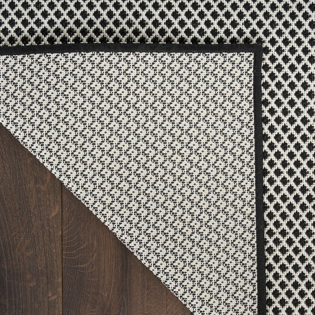 nourison courtyard cou01 black white rug