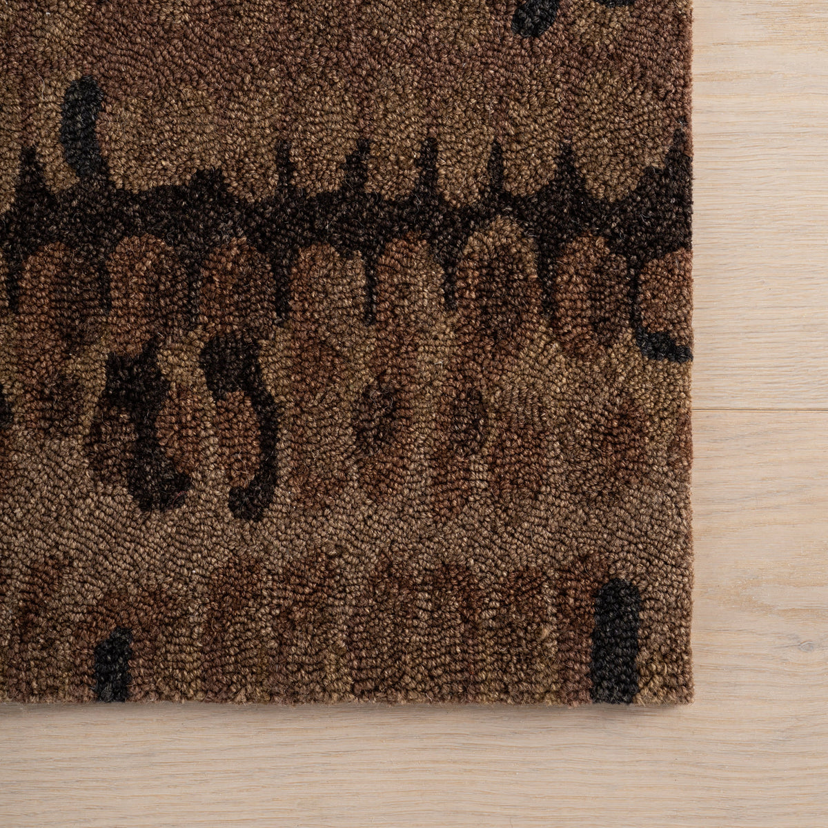 dash albert paint chip da2444 bark hand hooked wool rug