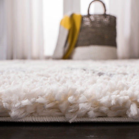 safavieh clearance fontana shag 800 fnt818a cream rug