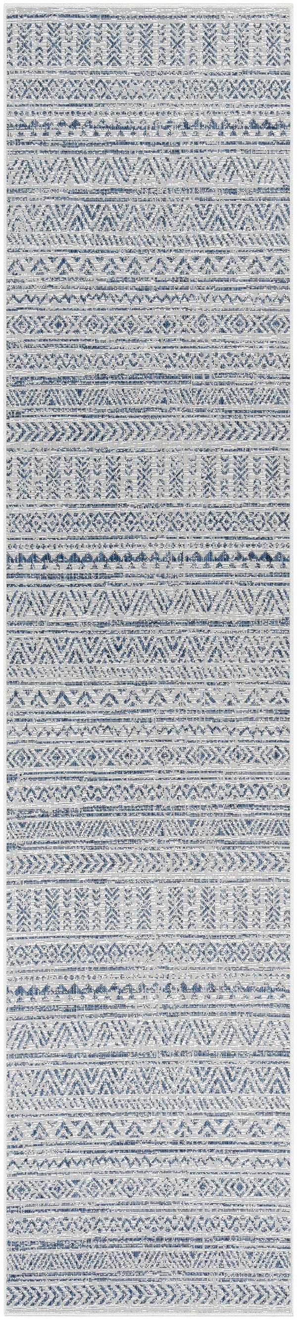 Hauteloom Forfar FORF Navy Machine Made Polypropylene Rug