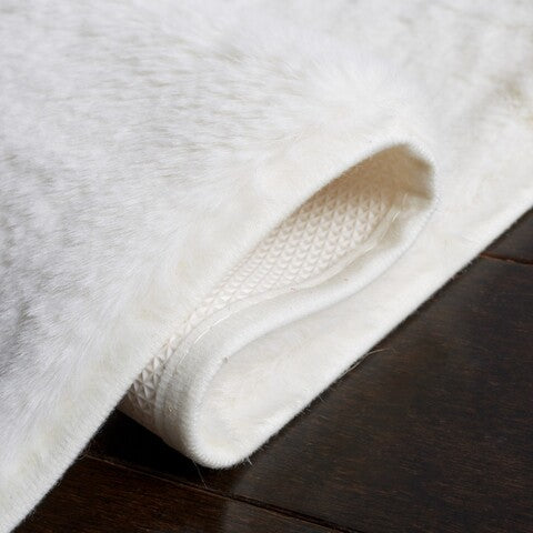 safavieh clearance faux rabbit fur frf976a off white rug