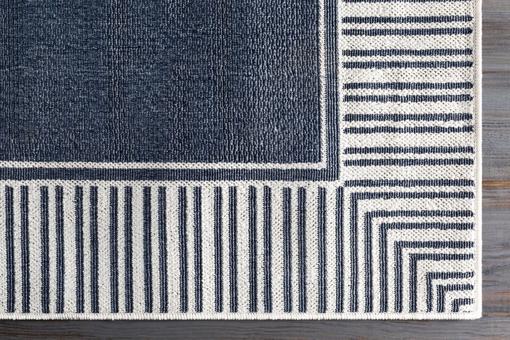 Hauteloom Hettick HET White Machine Made Olefin Rug