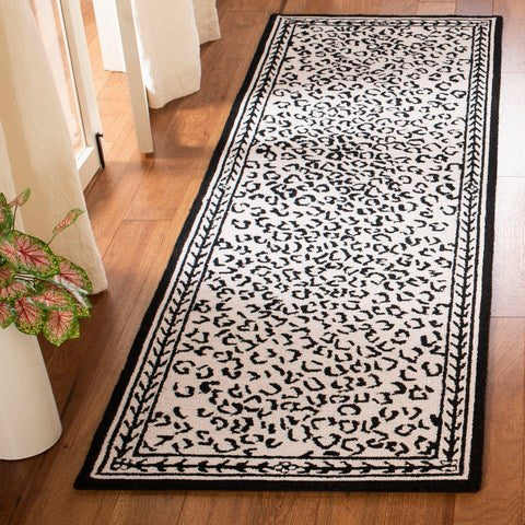 safavieh clearance chelsea hk15c white rug