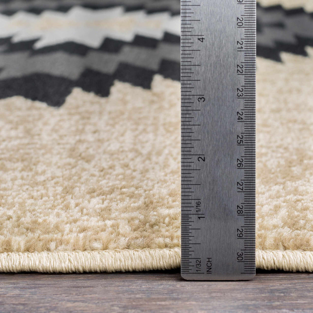 Hauteloom Hoylake HOYL Black Machine Made Polypropylene Rug
