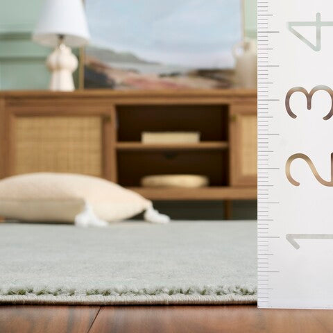 safavieh clearance harrison 400 hrs406y green rug