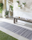 Hauteloom Imboden IMBO Black Machine Made Polypropylene Rug