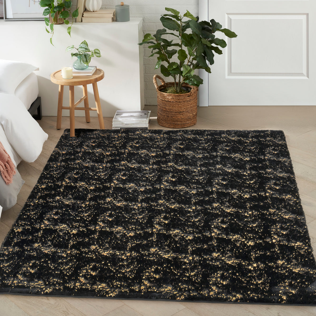 nourison cozy shimmer csh01 black gold rug