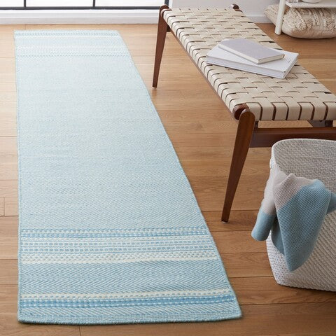 safavieh clearance kilim klm419a pale blue rug