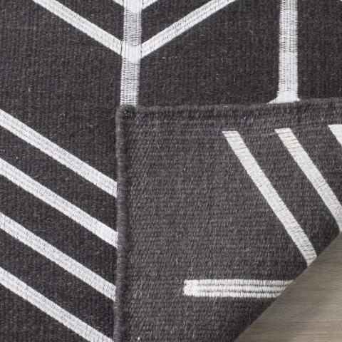 safavieh clearance kilim klm624c charcoal rug