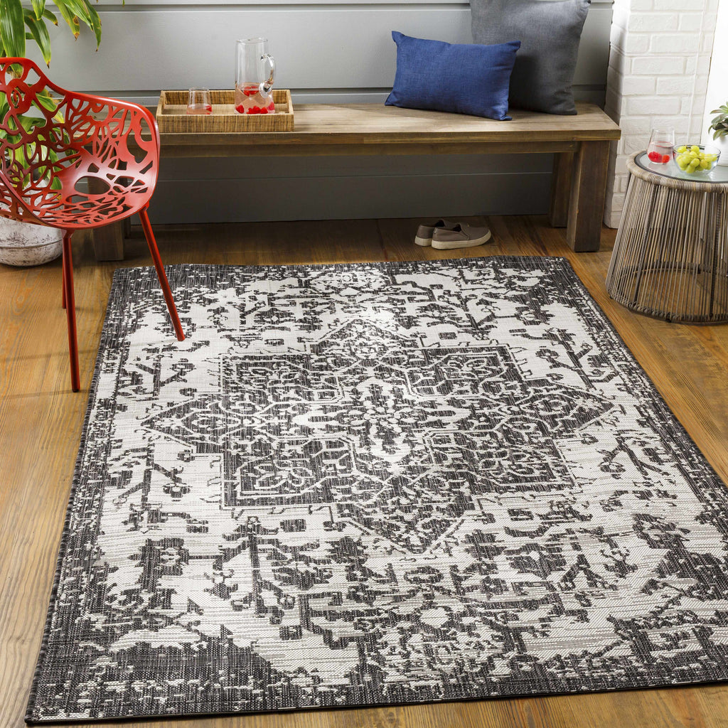 Hauteloom Kilmacolm KLMC Black Machine Made Polypropylene Rug