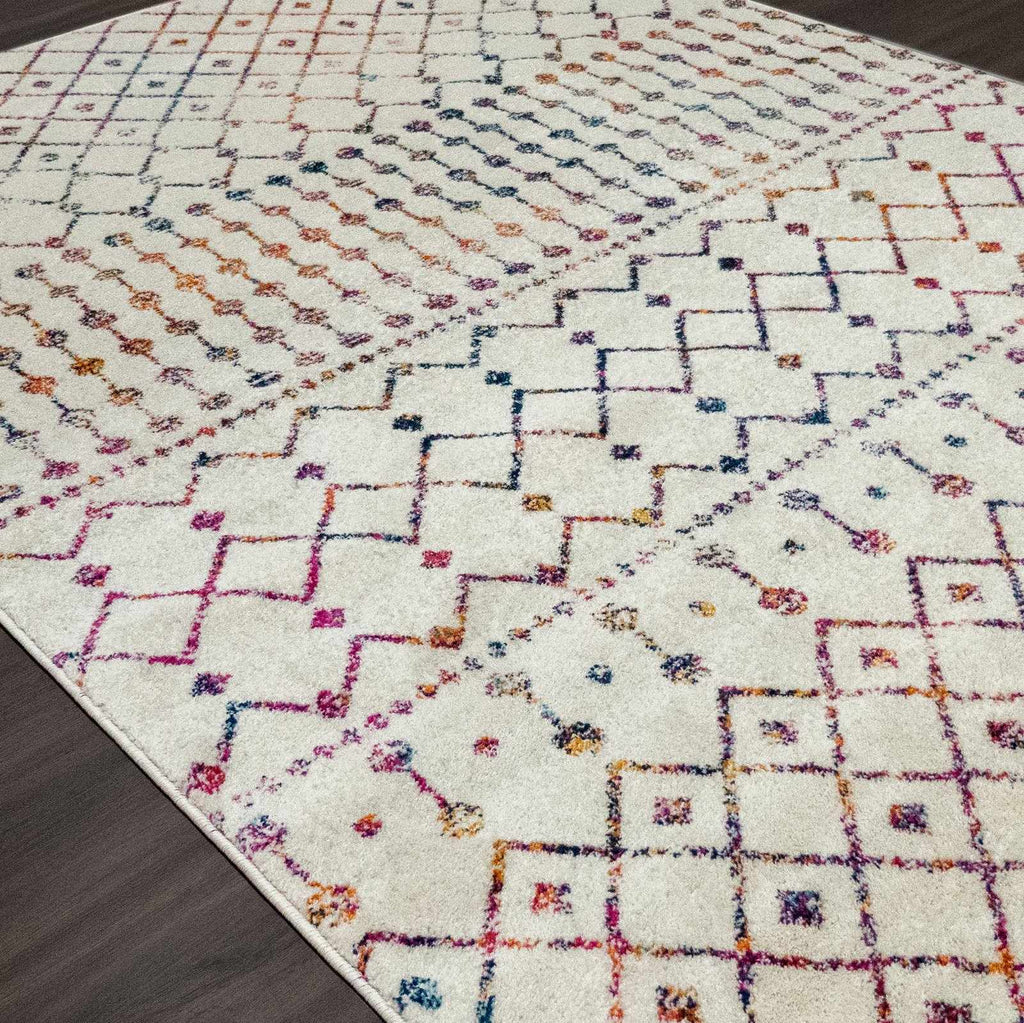 Hauteloom MARASH KMRSH4600 Purple Machine Made Polypropylene Rug