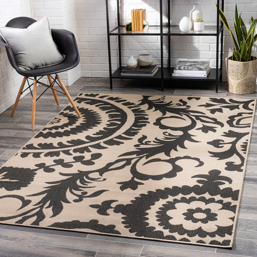 Hauteloom Kongiganak KON Black Machine Made Olefin Rug