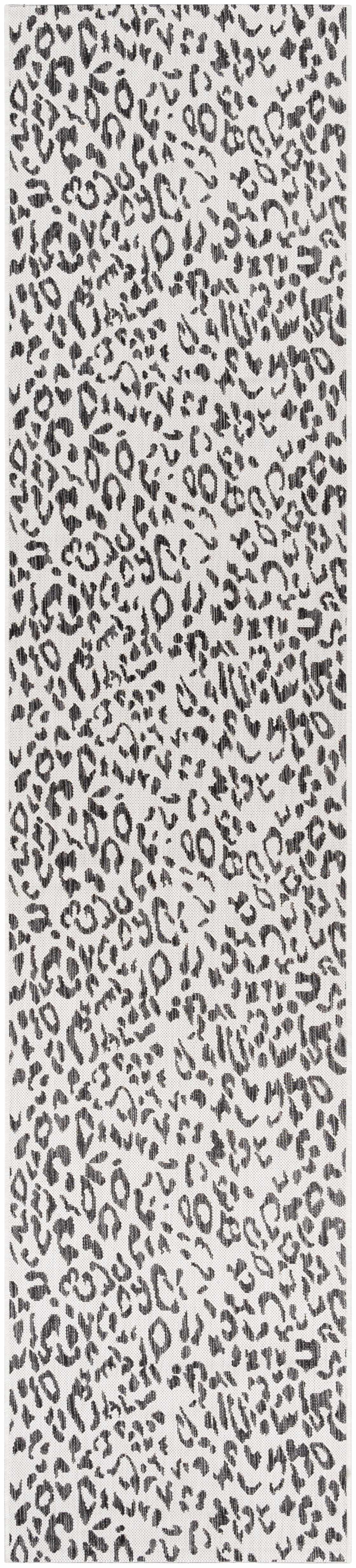 Hauteloom Alderbury LDRB Black Machine Made Polypropylene Rug