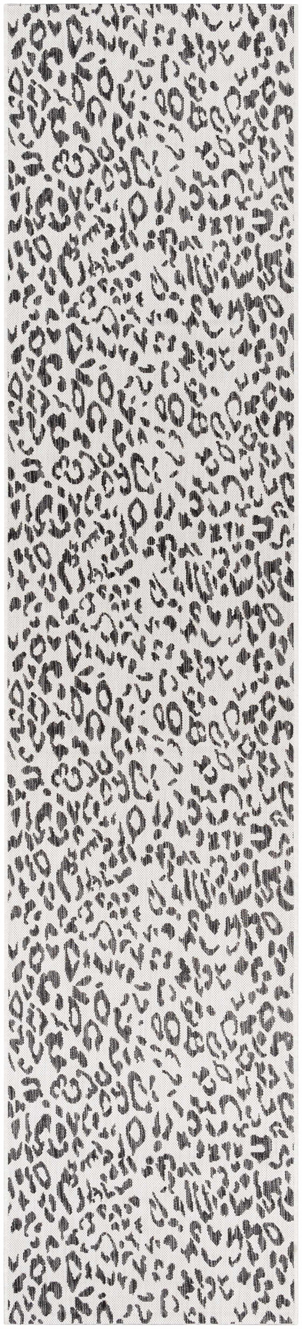 Hauteloom Alderbury LDRB Black Machine Made Polypropylene Rug