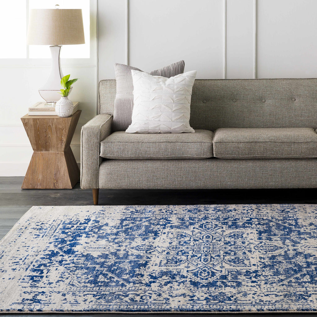 Hauteloom Limestone LIM Medium Gray Machine Made Polypropylene Rug