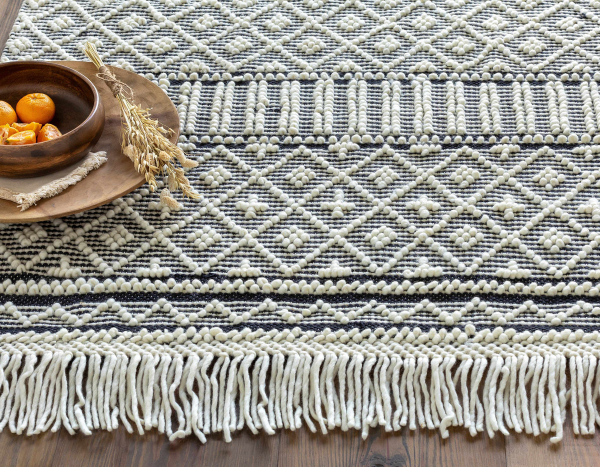 Hauteloom Leon LNHW White Woven/Flatwoven Wool Rug
