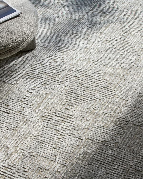 surya lora lor 2300 light gray rug