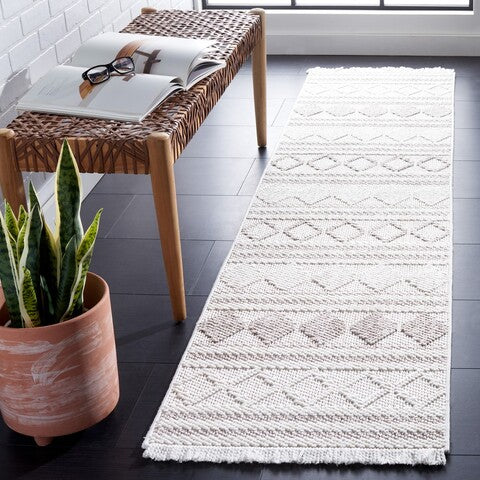 safavieh clearance lotus lot108a ivory rug