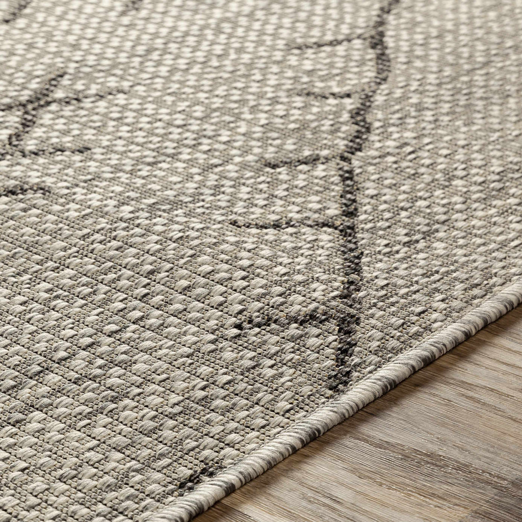 Hauteloom Marwood MARW Black Machine Made Polypropylene Rug