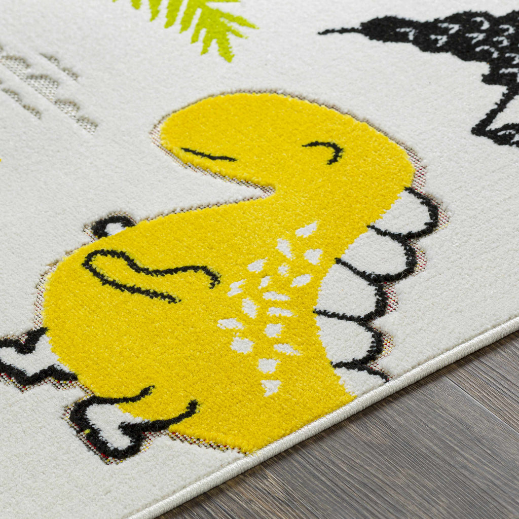 Hauteloom McKail MCKA White Machine Made Polypropylene Rug