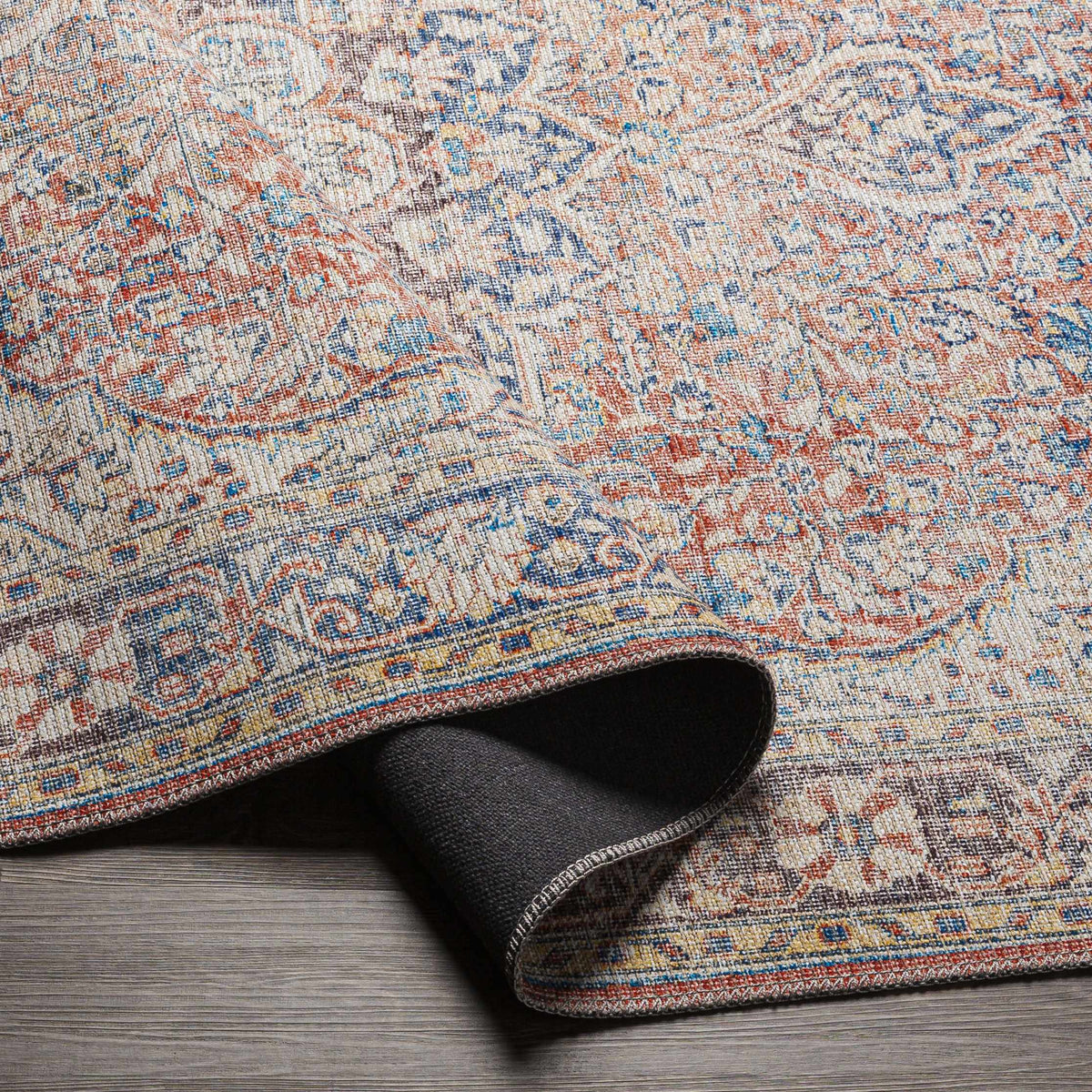 Hauteloom Maribojoc MRBJ Light Gray Machine Made Chenille-Polyester Rug
