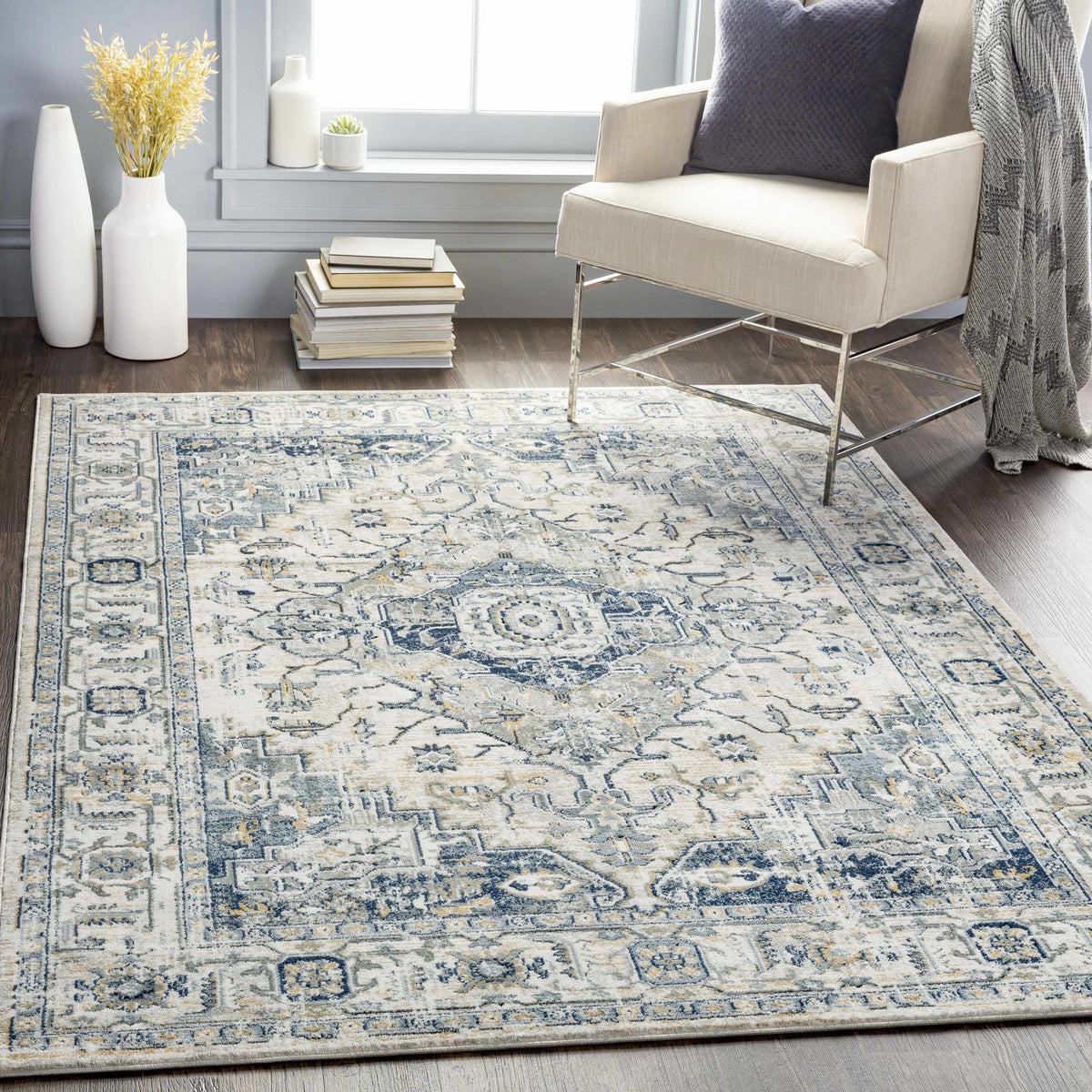Hauteloom Murrindindi MRRN Light Gray Machine Made Polypropylene Rug