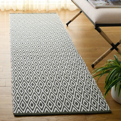 safavieh clearance montauk mtk176y ivory rug
