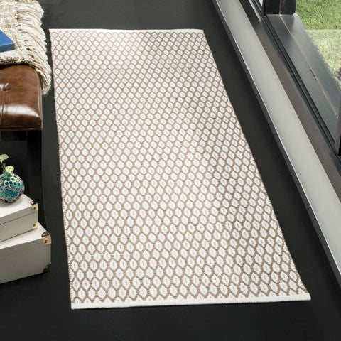 safavieh clearance montauk mtk608r beige rug