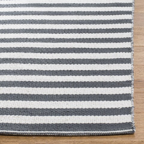 safavieh clearance montauk mtk715a ivory rug