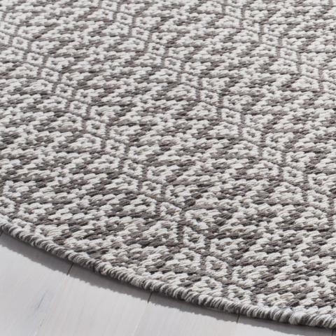 safavieh clearance montauk mtk716a ivory rug