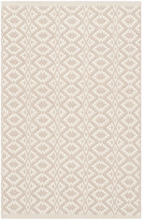 safavieh clearance montauk mtk716g ivory rug