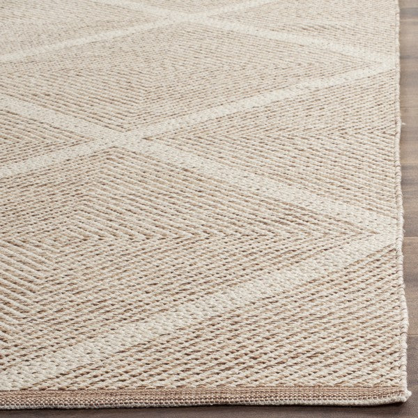 safavieh clearance montauk mtk821e beige rug