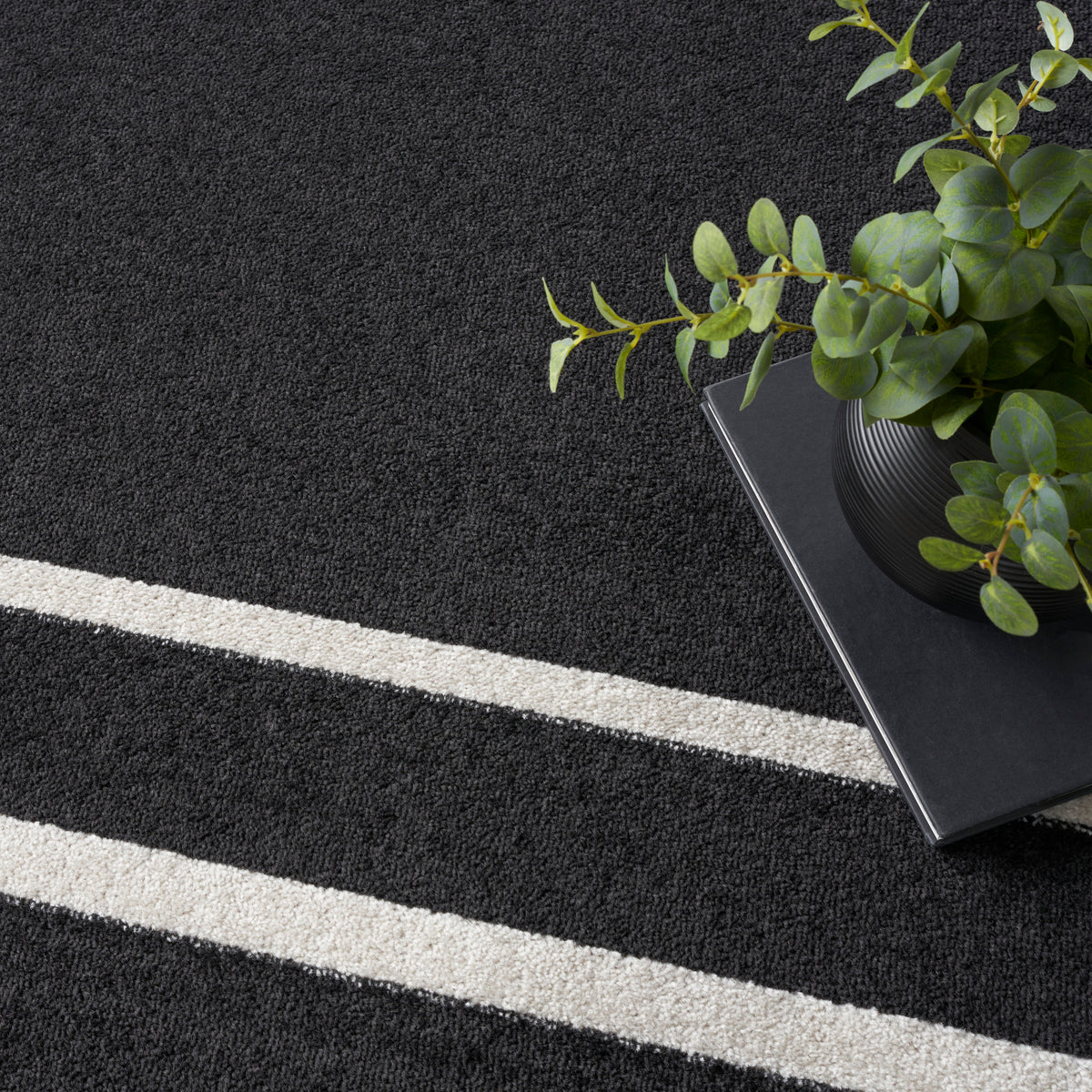 nourison nourison essentials nre02 black ivory rug