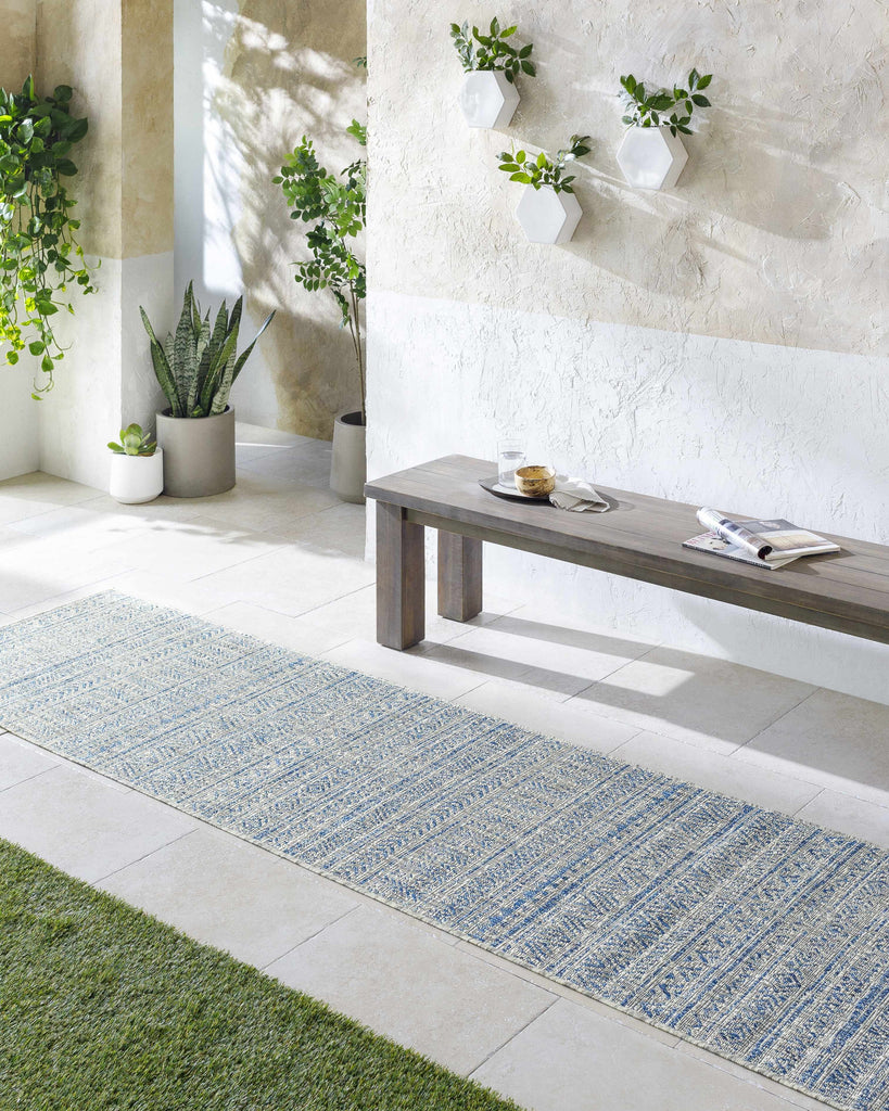Hauteloom Novato NOV Blue Machine Made Polypropylene Rug