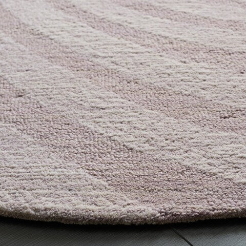 safavieh clearance novelty nov201v light lavender rug
