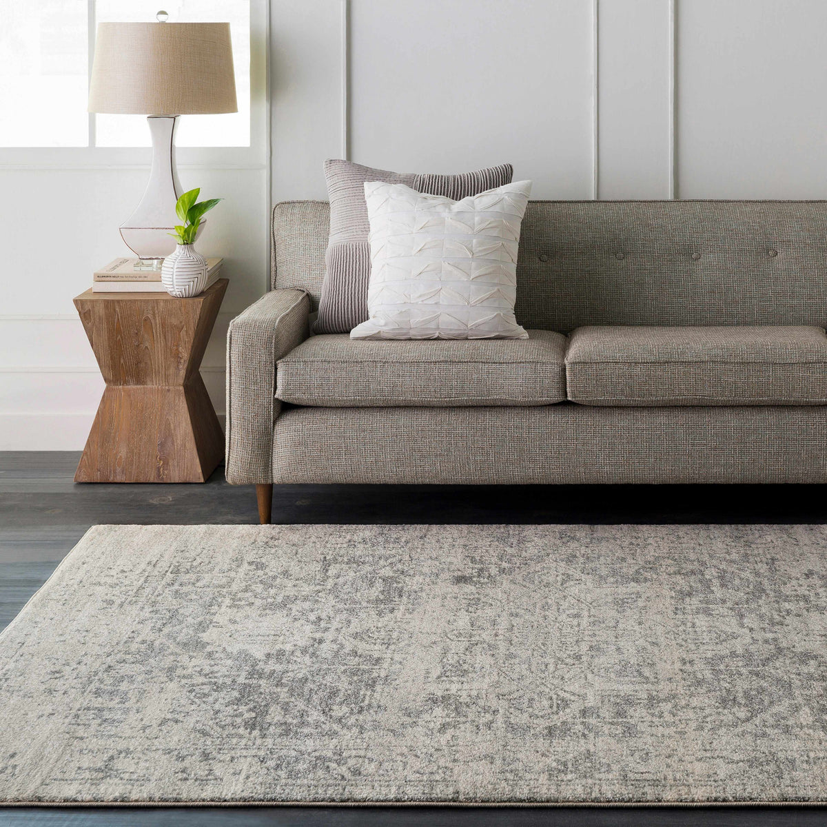 Hauteloom Rachel RAC Charcoal Machine Made Polypropylene Rug