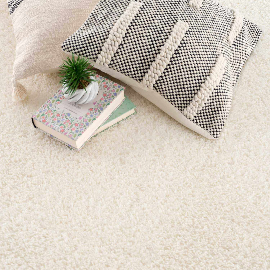 Hauteloom Heavenly HVL6204 Cream Machine Made Polyester Rug