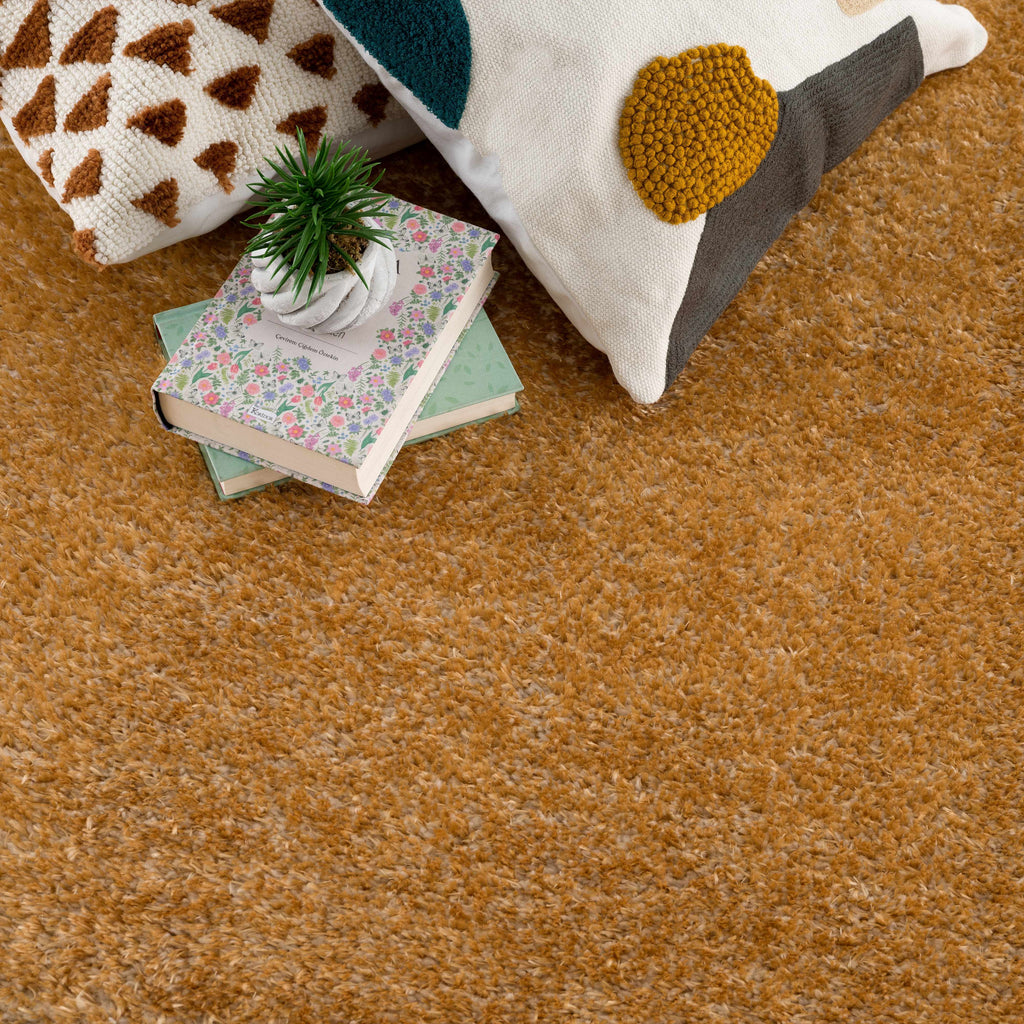 Hauteloom Heavenly HVL6212 Dark Gold Machine Made Polyester Rug
