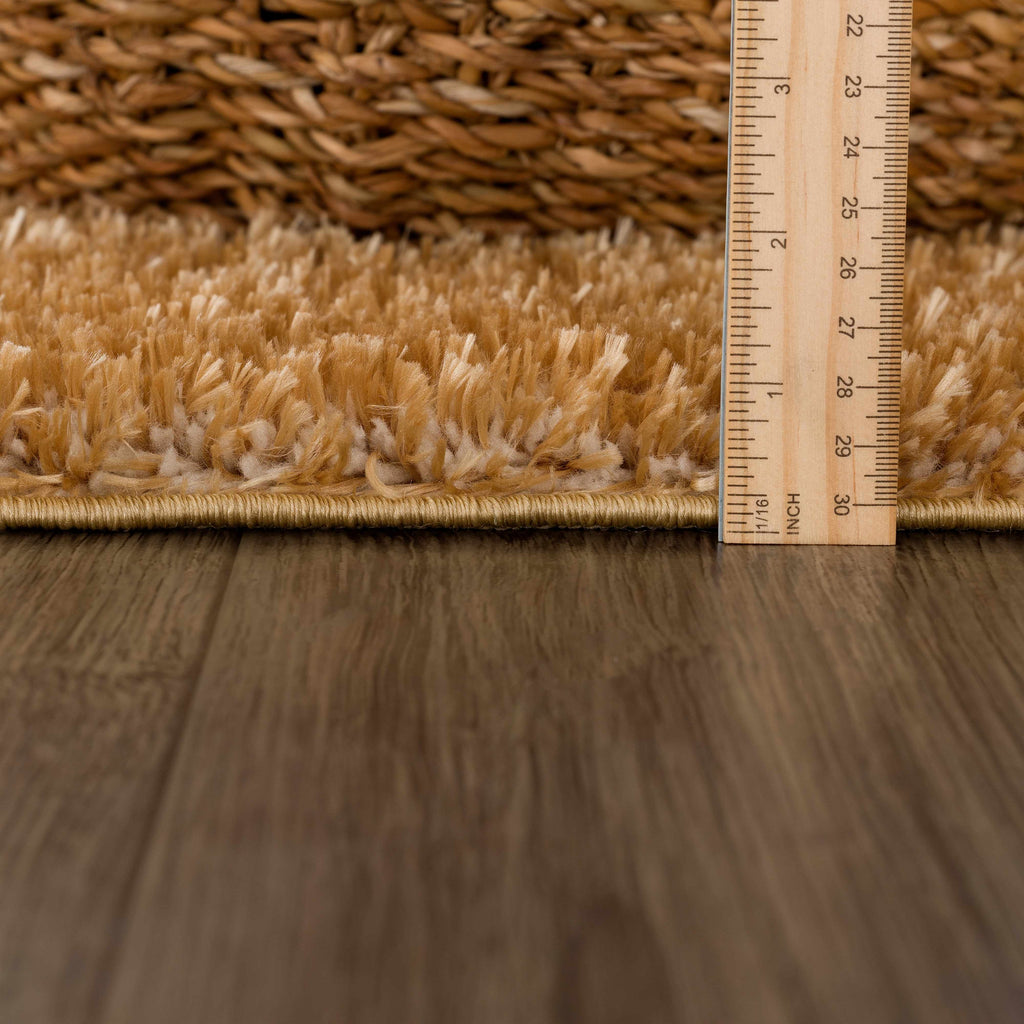 Hauteloom Heavenly HVL6212 Dark Gold Machine Made Polyester Rug