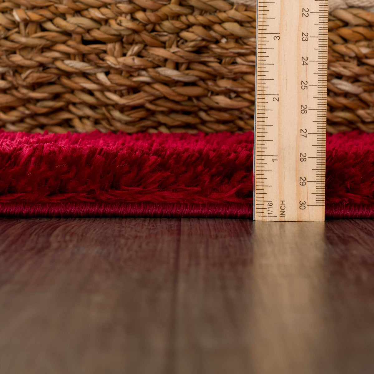 Hauteloom Heavenly HVL6211 Red Machine Made Polyester Rug
