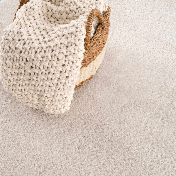Hauteloom Heavenly HVL6200 Beige Machine Made Polyester Rug