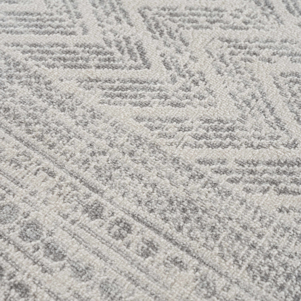 Hauteloom Chinnor CHINN Light Gray Machine Made Polypropylene Rug