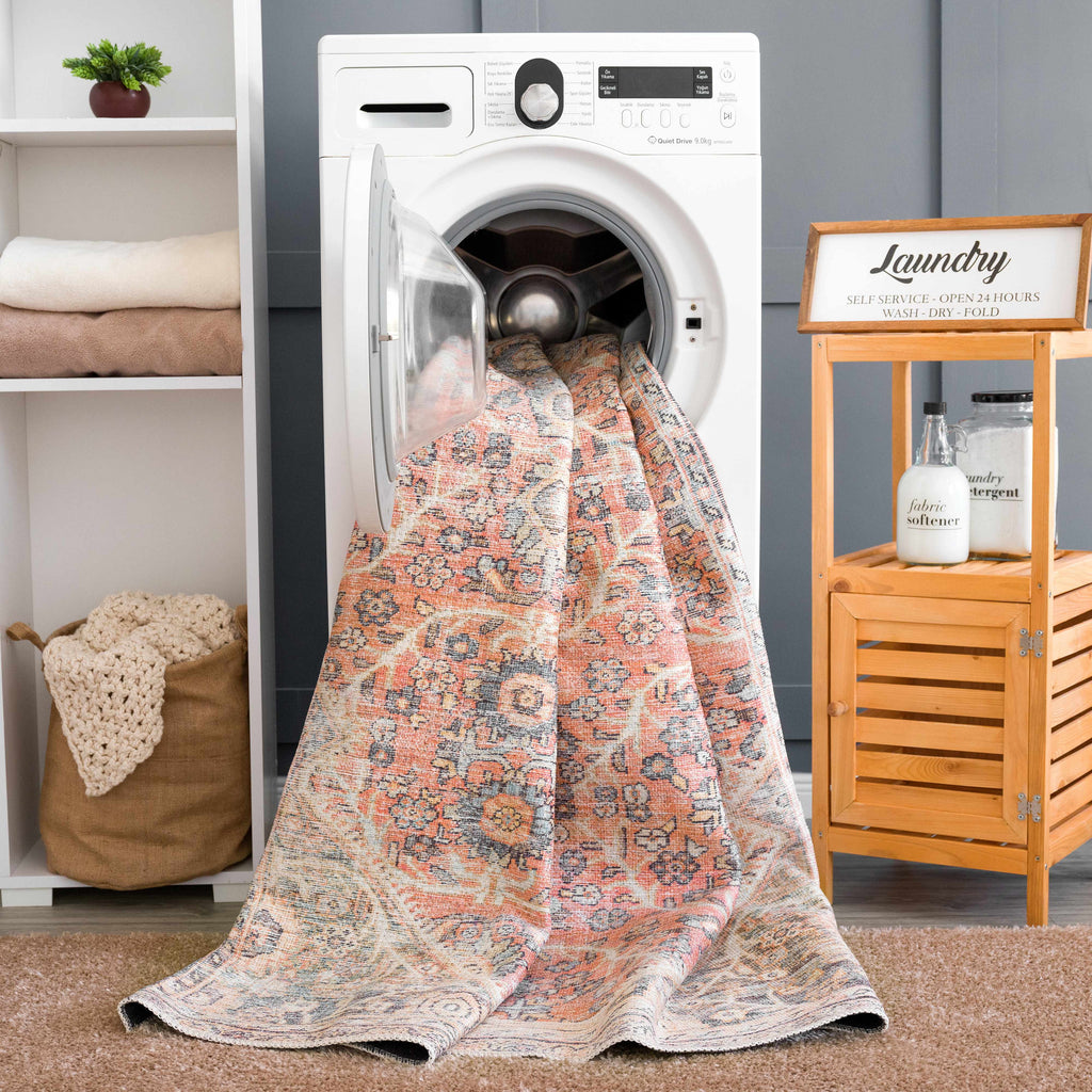 Hauteloom Konstantina HGEBKONSTA1 Peach Machine Made Rug