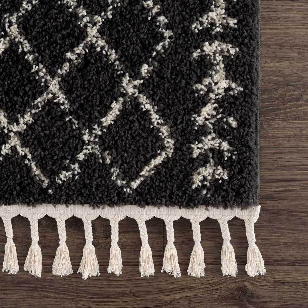 Hauteloom Thetford THET Charcoal Machine Made Polypropylene Rug