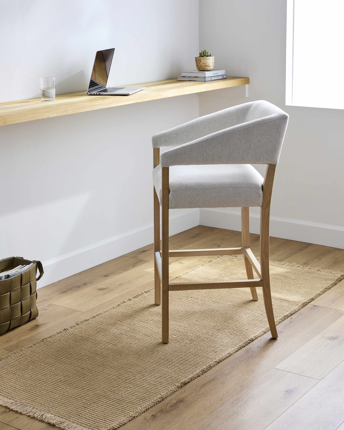 Hauteloom Mubin SBBKMUBINA1 LightBrown Machine Made Jute Rug