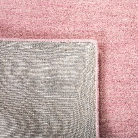 Safavieh Clearance Safavieh Kids SFK802U Pink Rug