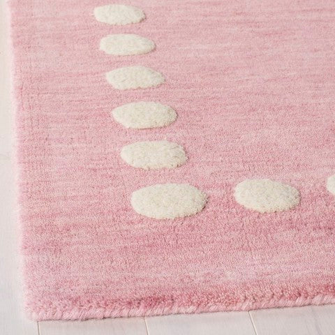 Safavieh Clearance Safavieh Kids SFK802U Pink Rug