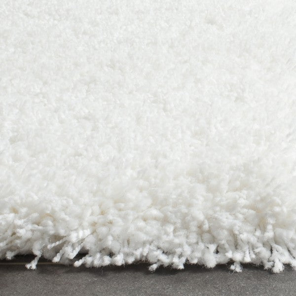 safavieh clearance santa monica shag sgn725 1010 white rug