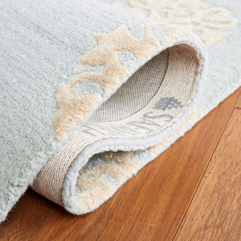safavieh clearance sohos soh213b light blue rug