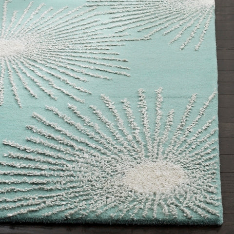 safavieh clearance sohos soh712t light blue rug